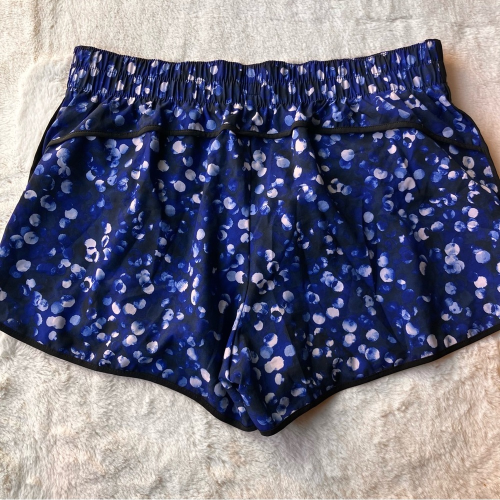 GAPFIT RUNNING SHORTS - Picture 2 of 3